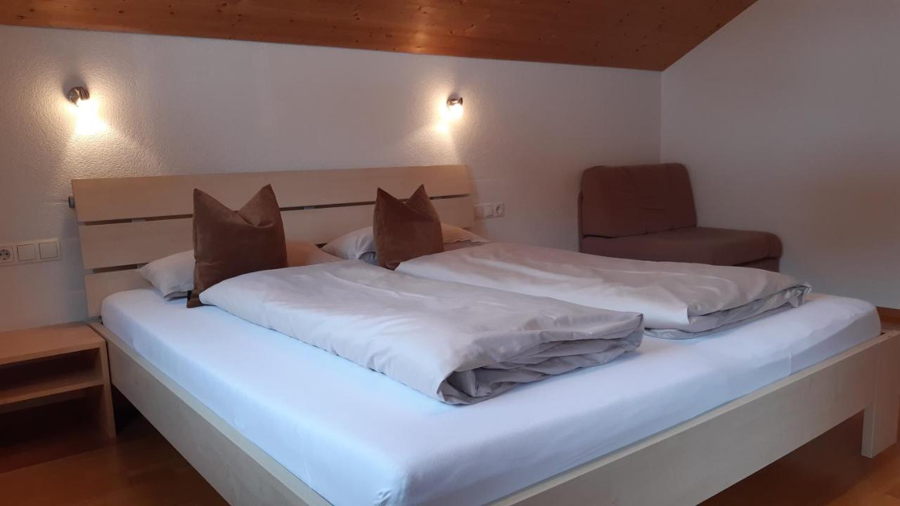 Haus Erna Schoppernau Hotel ภายนอก รูปภาพ