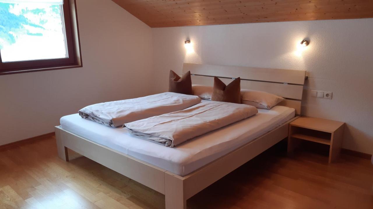 Haus Erna Schoppernau Hotel ภายนอก รูปภาพ